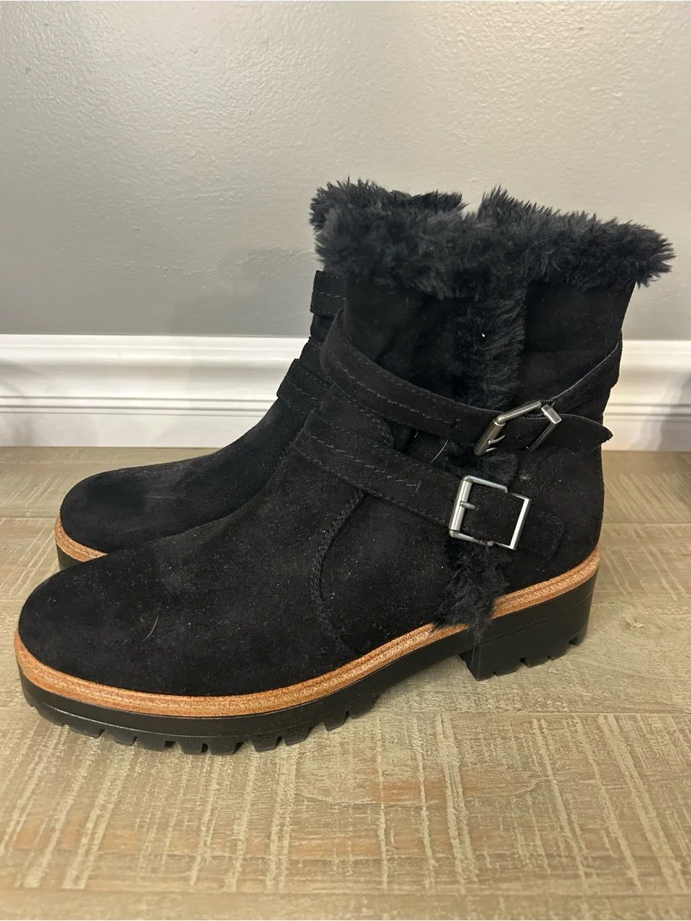 Indigo Rd. Women’s Black Ibbie Bootie with Buckles, Size 9